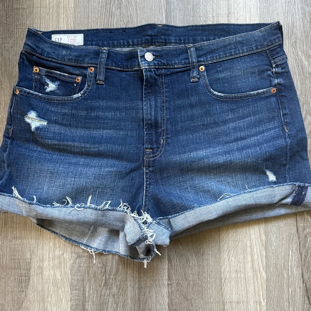 GAP Dark Indigo Distressed Rolled-Hem Denim Shorts (NEW)